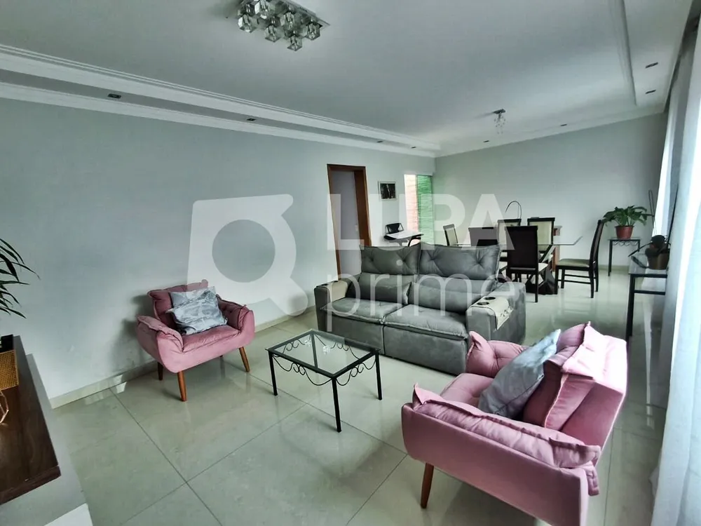 Casa, 3 quartos, 160 m² - Foto 2