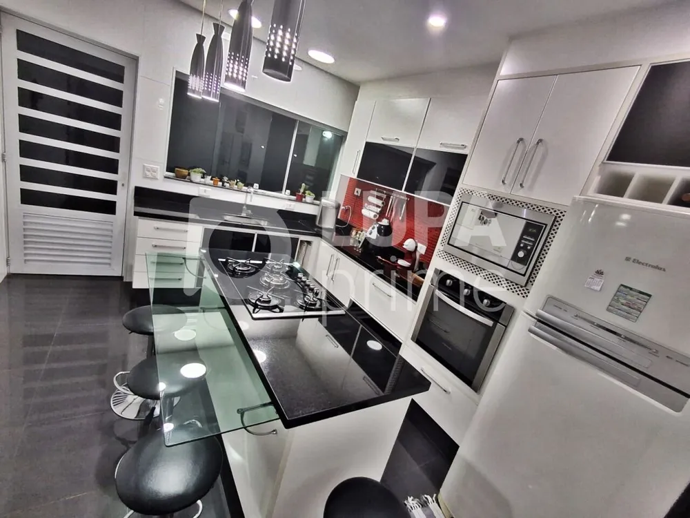 Casa, 3 quartos, 160 m² - Foto 13