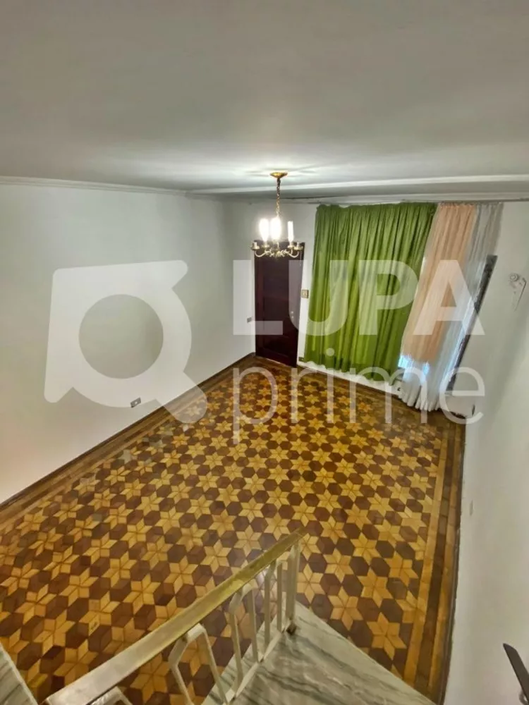 Casa à venda com 2 quartos, 140m² - Foto 1