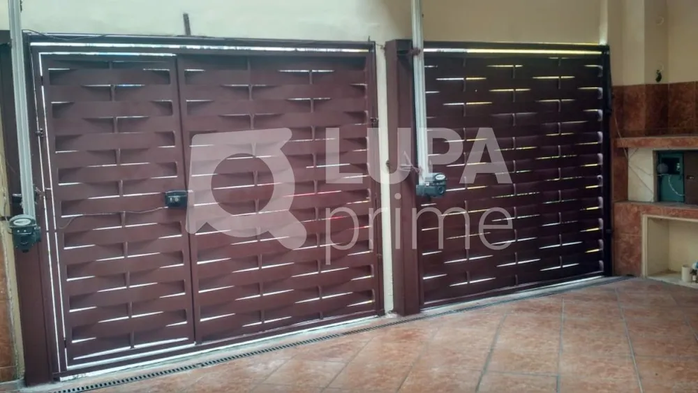 Casa, 3 quartos, 210 m² - Foto 1