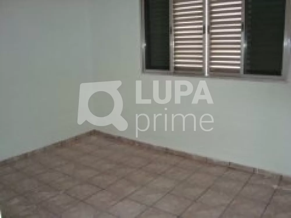 Casa à venda com 2 quartos, 400m² - Foto 3