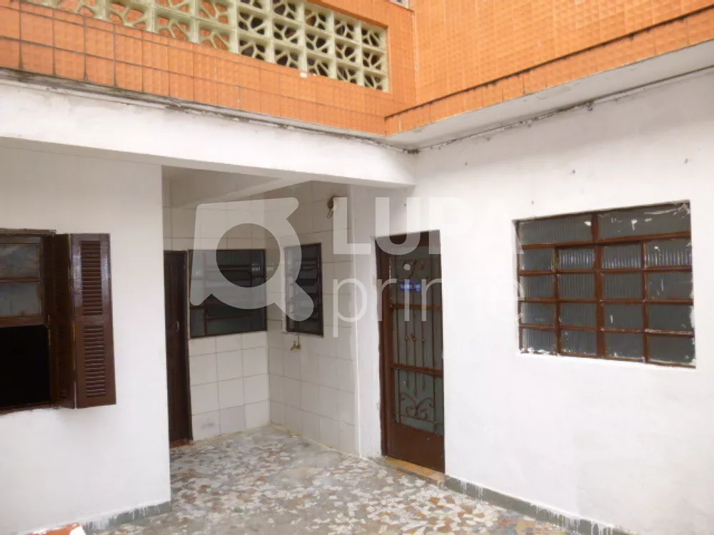 Casa à venda com 2 quartos, 400m² - Foto 13