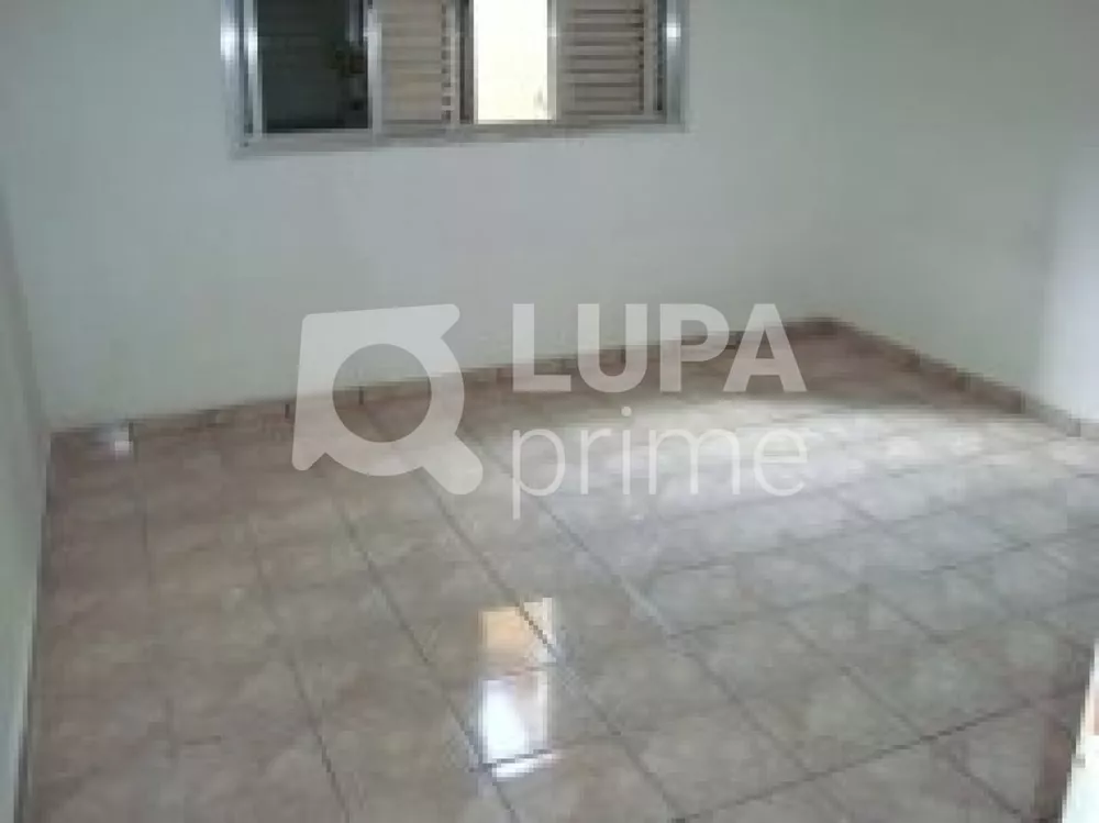 Casa à venda com 2 quartos, 400m² - Foto 4