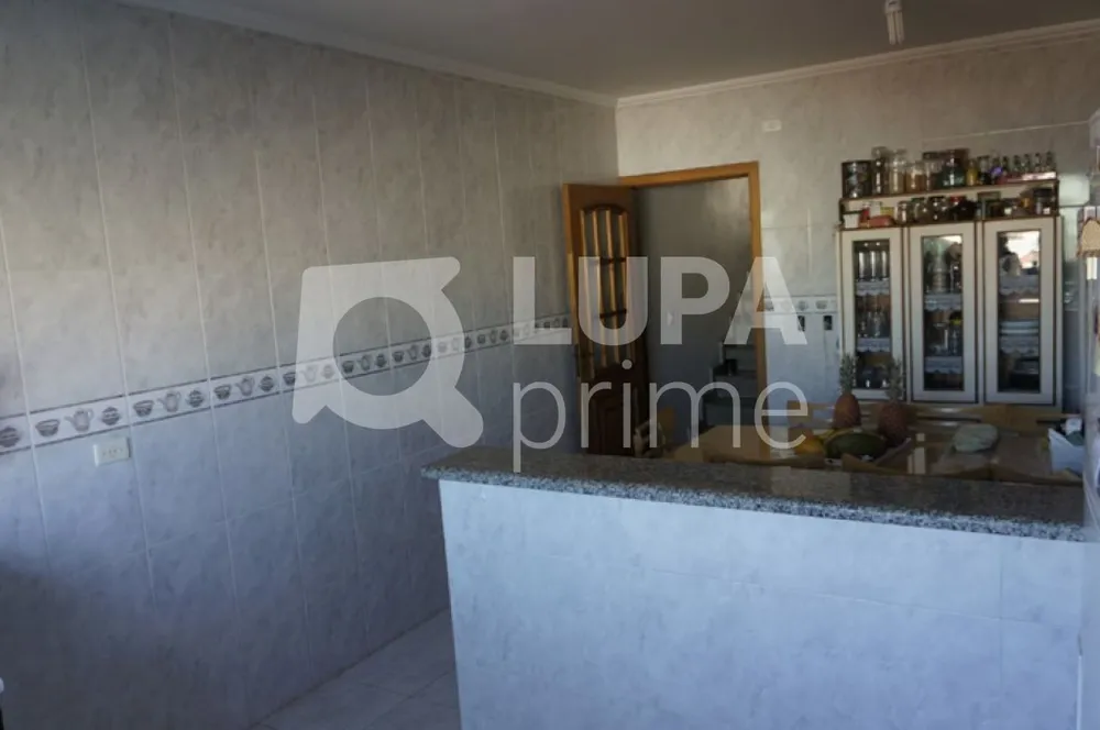 Casa, 3 quartos, 240 m² - Foto 1