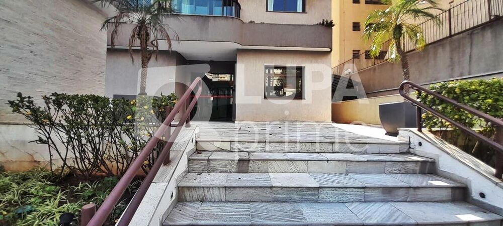 Apartamento à venda com 3 quartos, 150m² - Foto 8