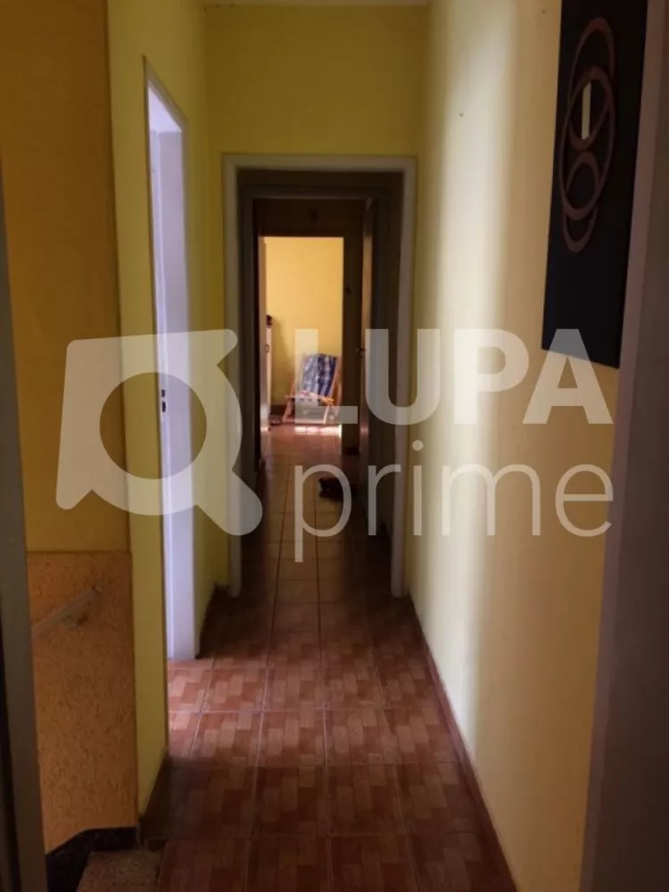 Casa à venda com 3 quartos, 150m² - Foto 8