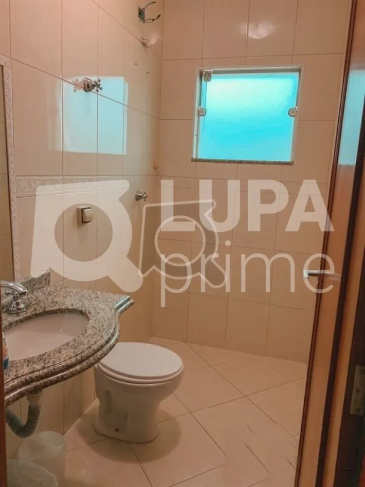 Casa, 3 quartos, 275 m² - Foto 1