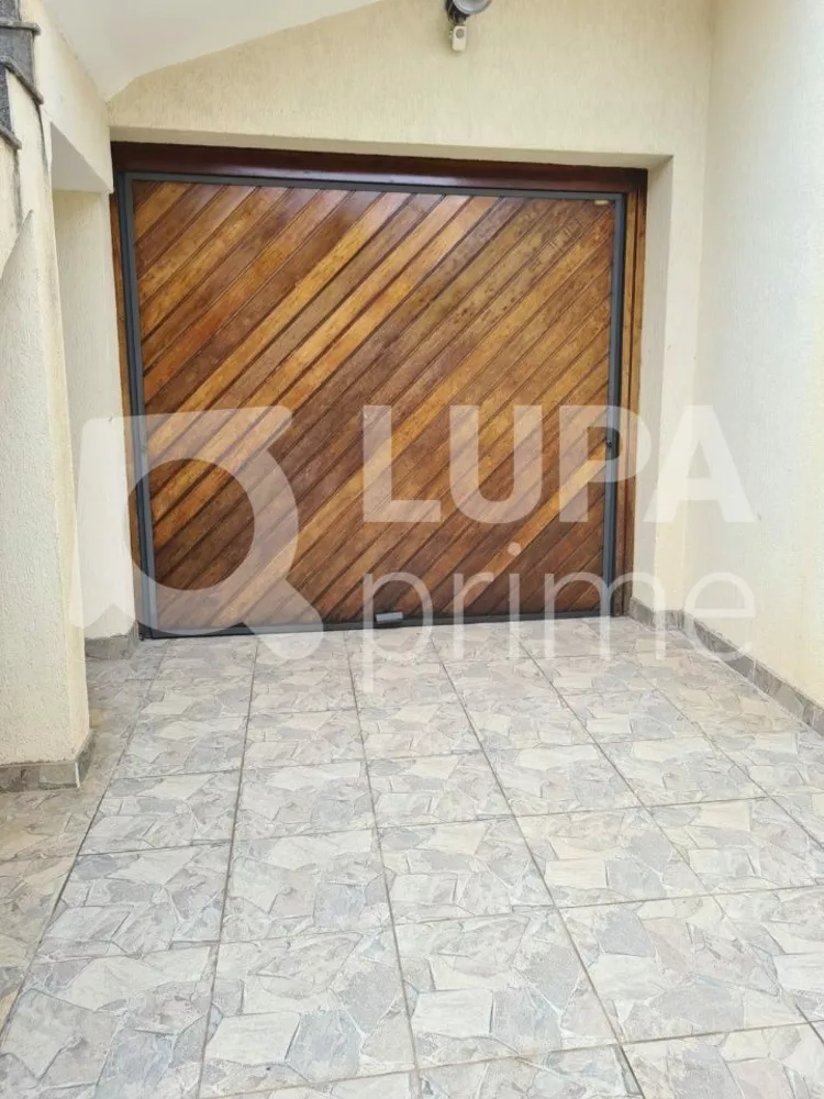 Casa à venda com 3 quartos, 158m² - Foto 3