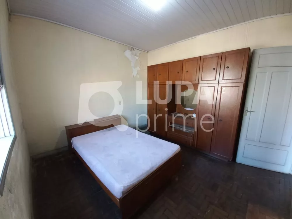 Casa à venda com 3 quartos, 180m² - Foto 3