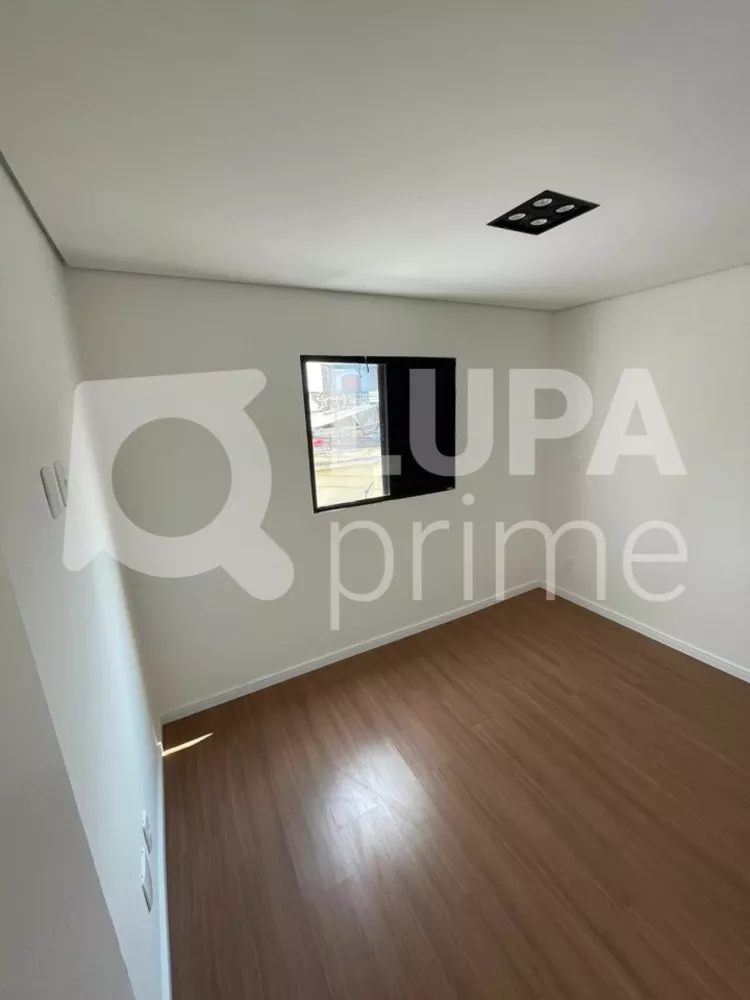 Apartamento à venda com 2 quartos, 46m² - Foto 3