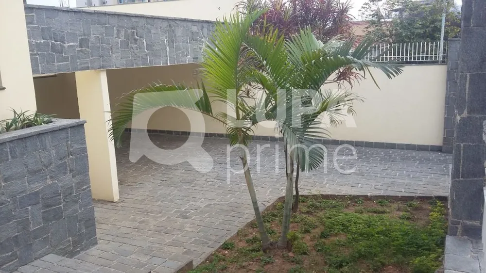 Casa, 4 quartos, 370 m² - Foto 1