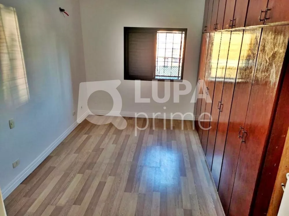 Casa à venda com 3 quartos, 129m² - Foto 2