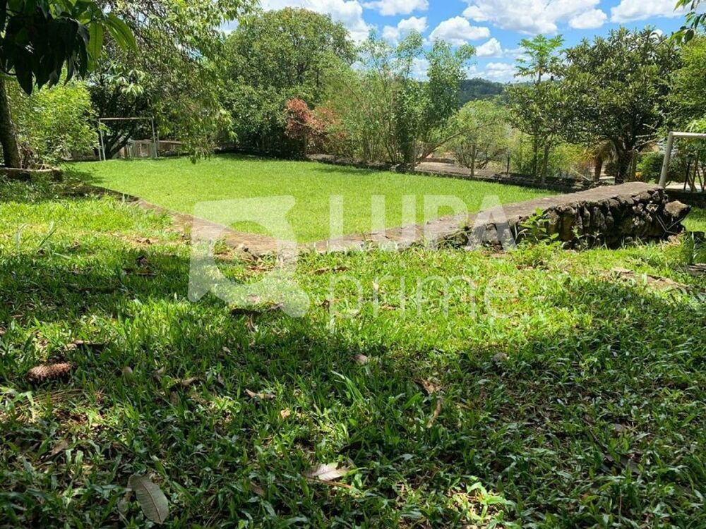 Casa à venda com 3 quartos, 400m² - Foto 20