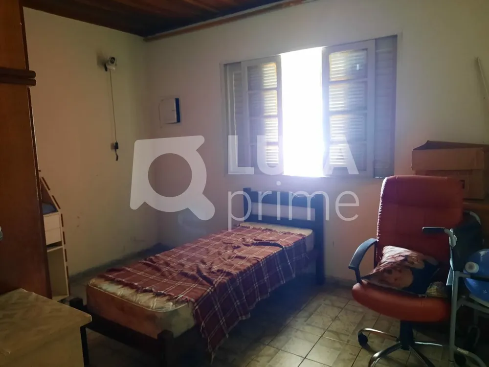 Casa, 6 quartos, 250 m² - Foto 4