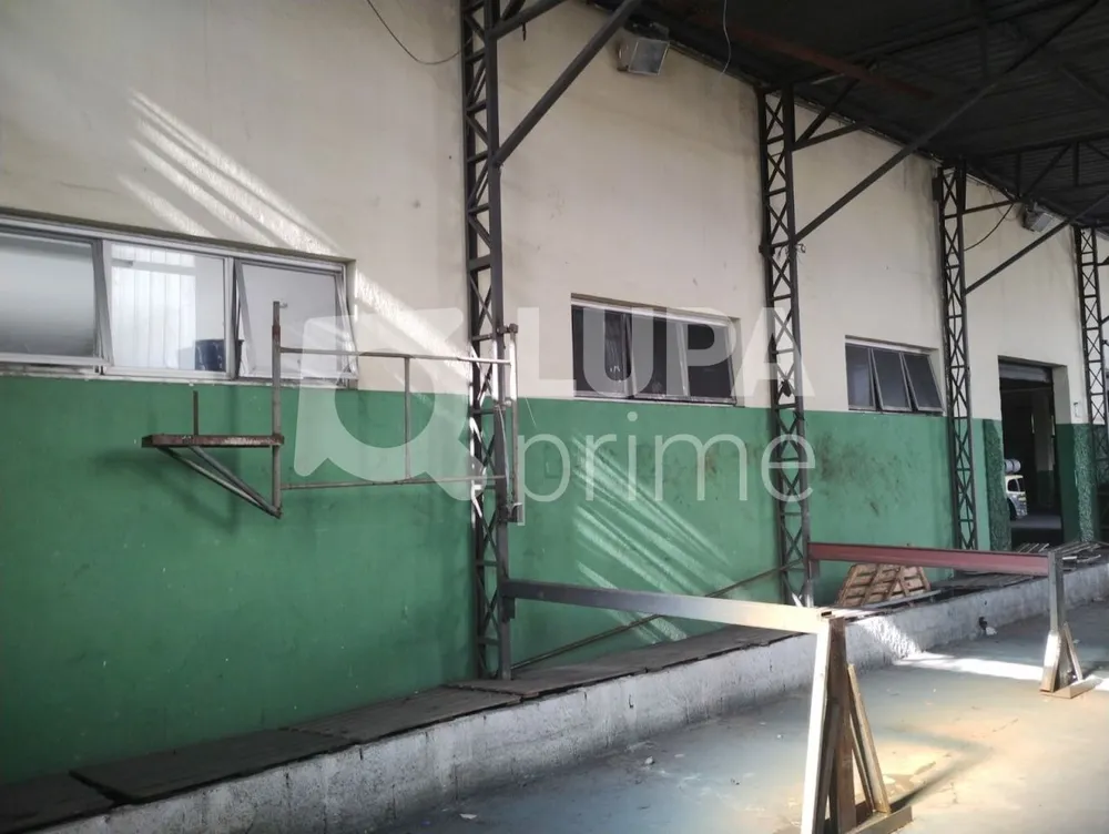 Depósito-Galpão, 4000 m² - Foto 1