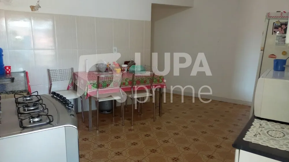Casa, 4 quartos, 200 m² - Foto 3