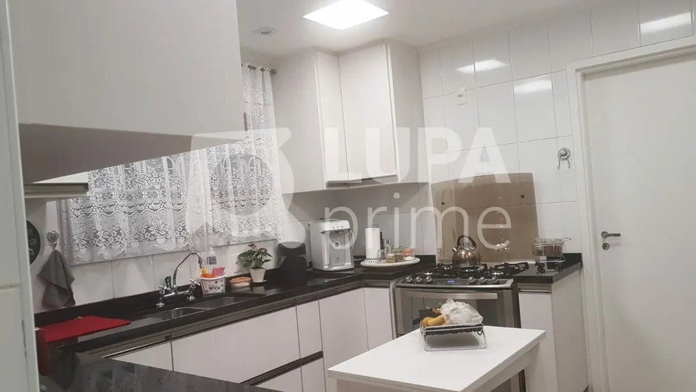 Apartamento, 3 quartos, 206 m² - Foto 11