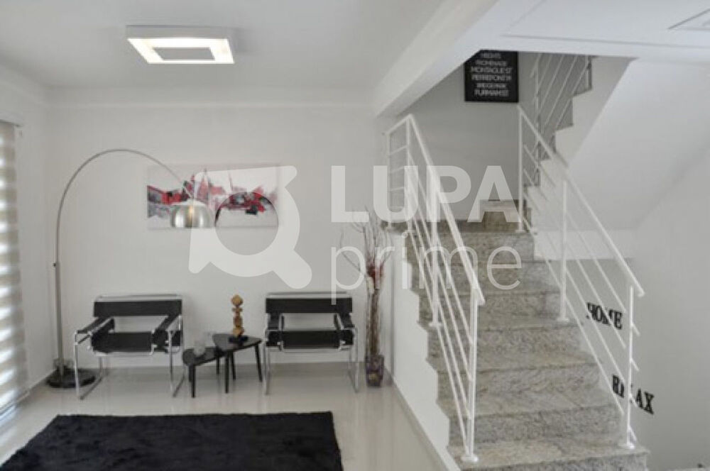 Casa à venda com 3 quartos, 170m² - Foto 3
