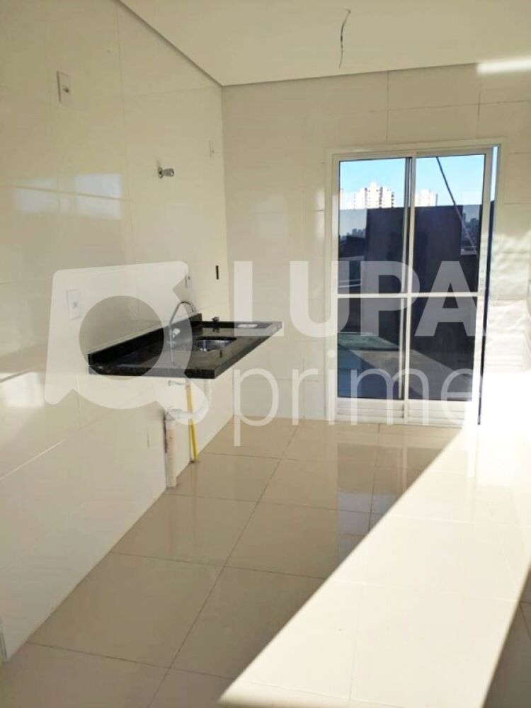 Apartamento à venda com 2 quartos, 80m² - Foto 2