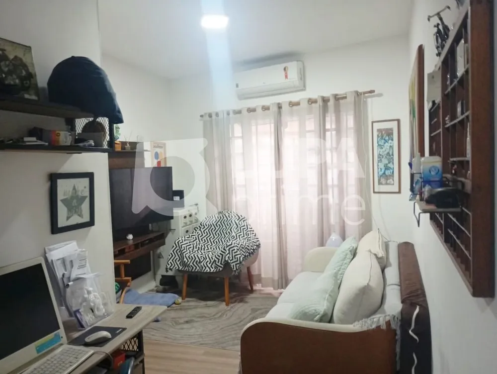 Casa, 3 quartos, 200 m² - Foto 1