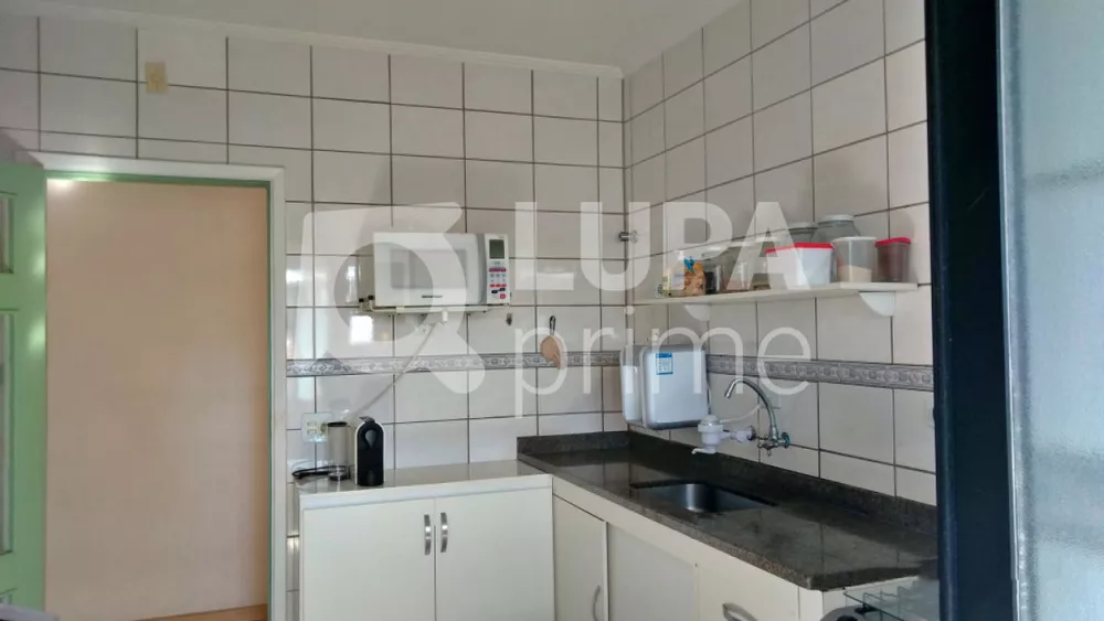 Apartamento à venda com 3 quartos, 90m² - Foto 7