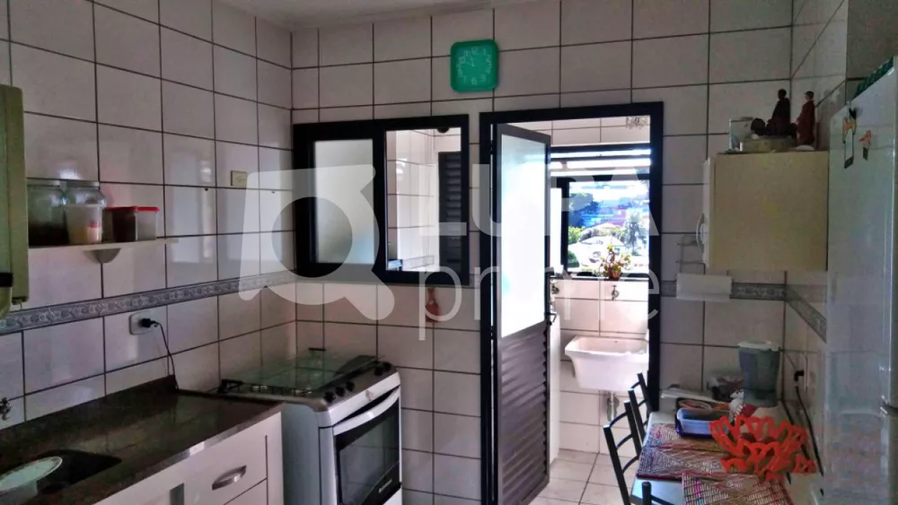 Apartamento à venda com 3 quartos, 90m² - Foto 6