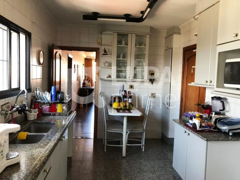 Apartamento, 3 quartos, 125 m² - Foto 2