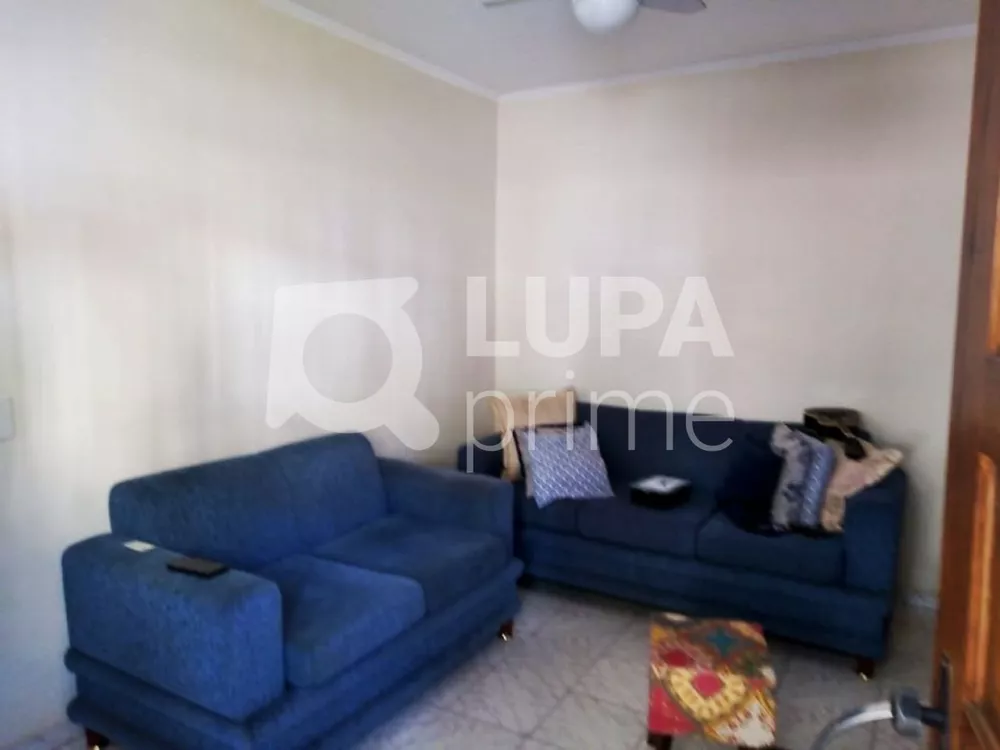 Casa à venda com 3 quartos, 108m² - Foto 2