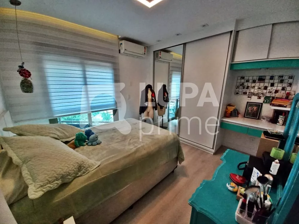 Apartamento à venda com 4 quartos, 208m² - Foto 7