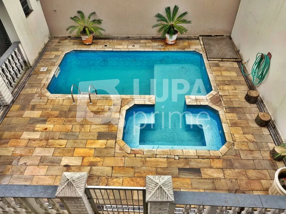 Casa, 4 quartos, 399 m² - Foto 2