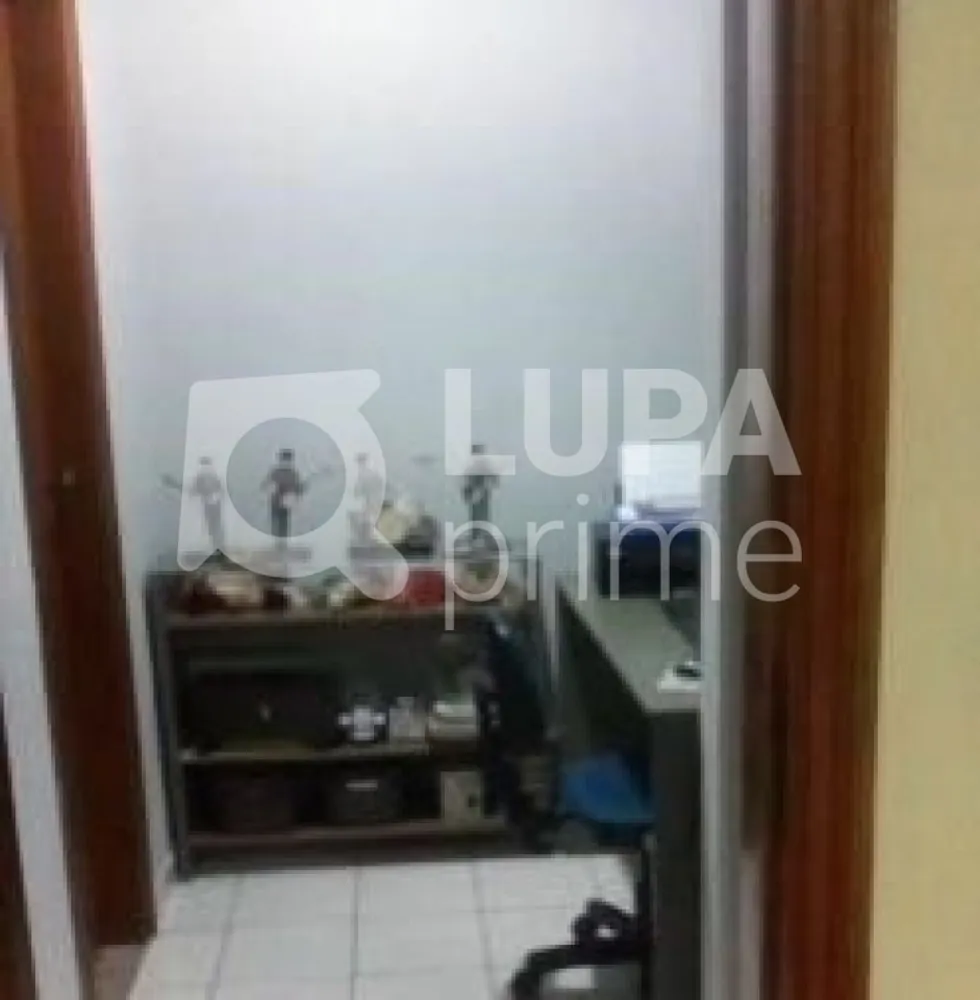 Apartamento, 3 quartos, 140 m² - Foto 2