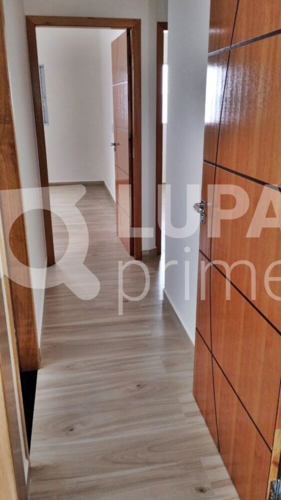 Casa à venda com 3 quartos, 100m² - Foto 3