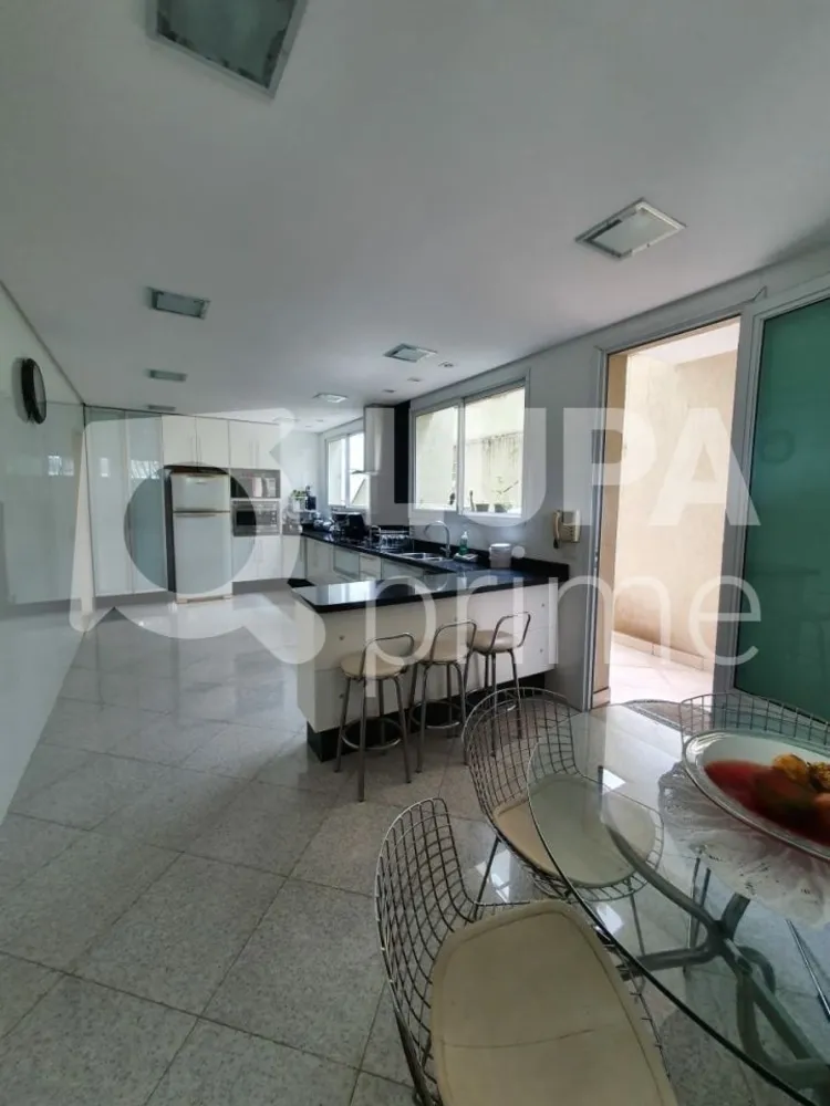 Casa, 4 quartos, 550 m² - Foto 1