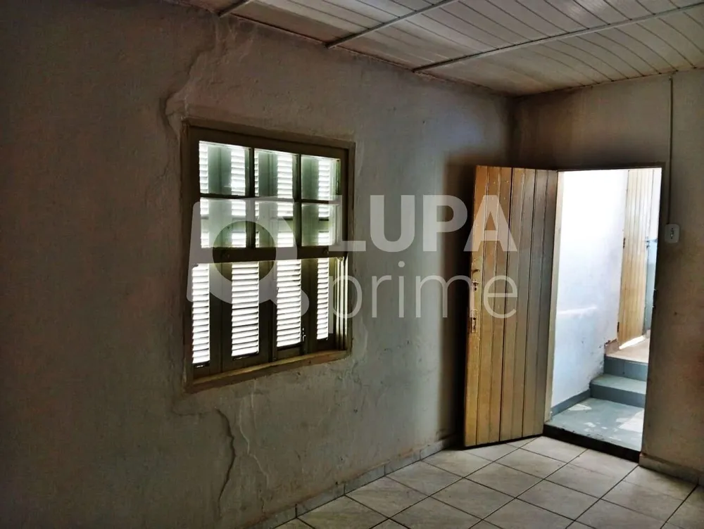 Casa, 1 quarto, 36 m² - Foto 1