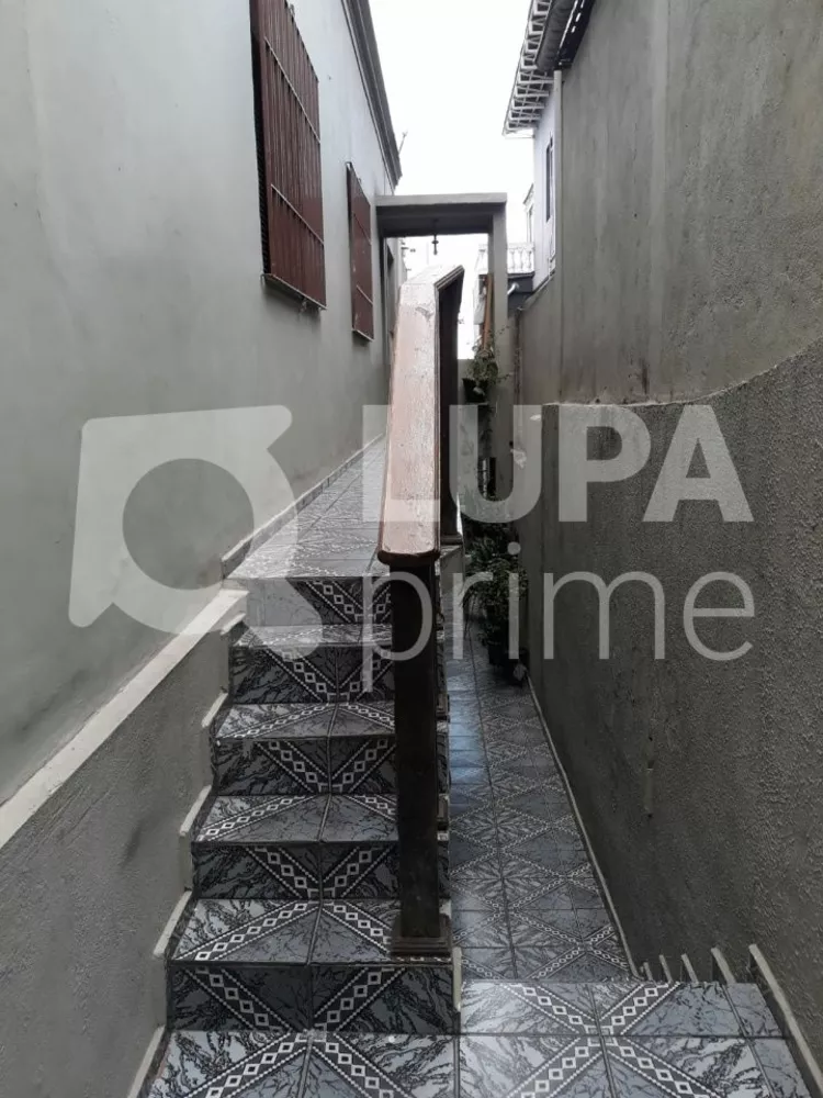 Casa à venda com 5 quartos, 200m² - Foto 11