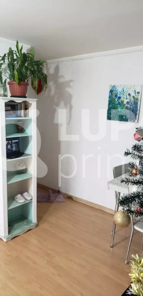 Apartamento à venda com 2 quartos, 51m² - Foto 4