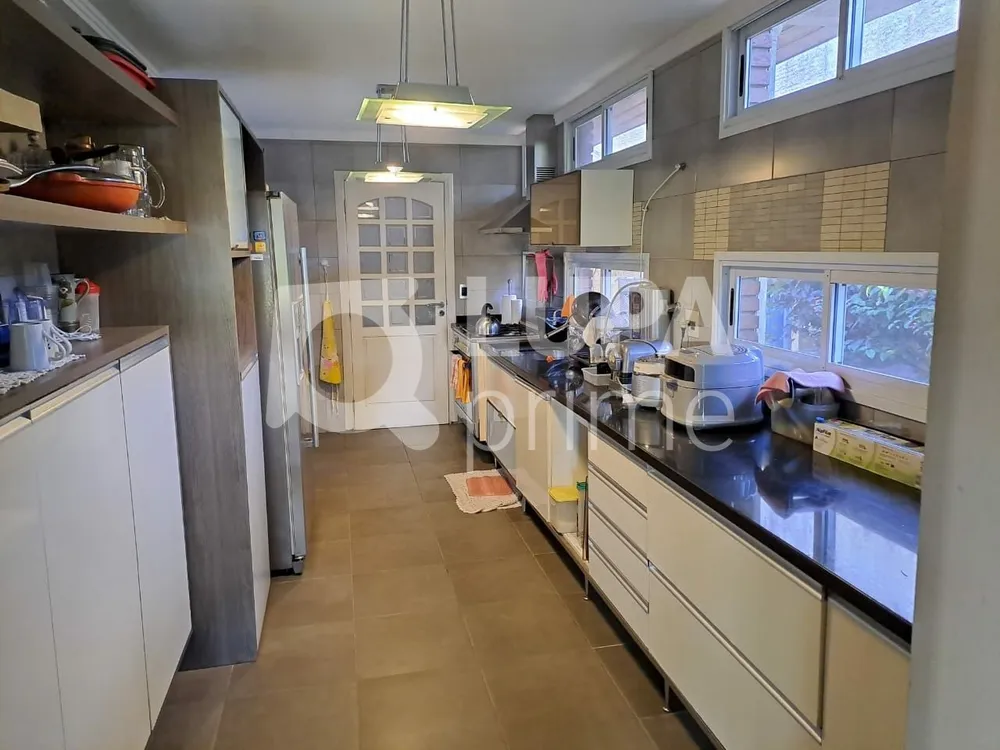 Casa, 3 quartos, 325 m² - Foto 1