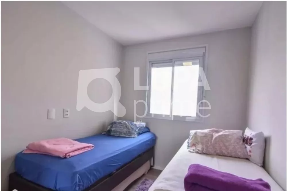 Apartamento à venda com 2 quartos, 70m² - Foto 11