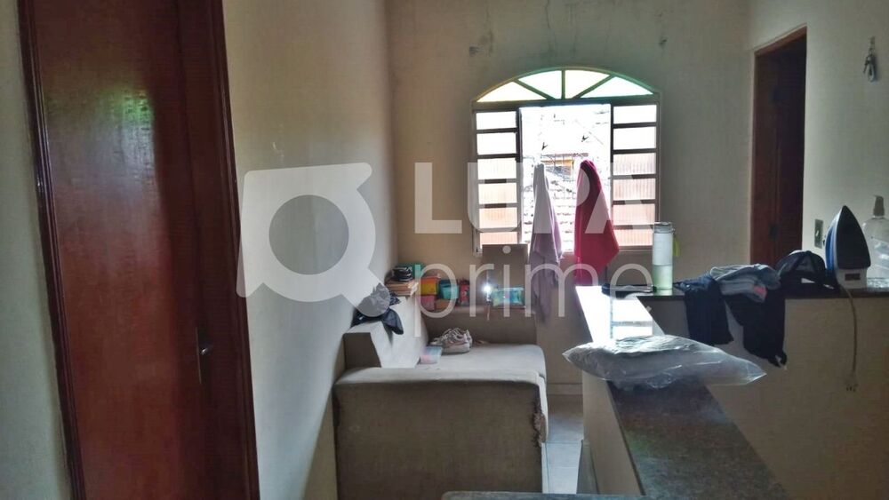 Casa, 4 quartos, 160 m² - Foto 1