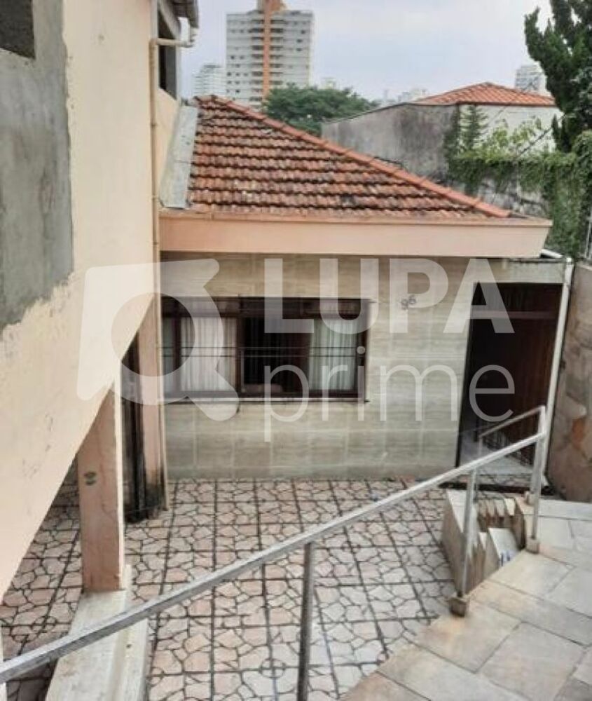 Casa à venda com 3 quartos, 300m² - Foto 2