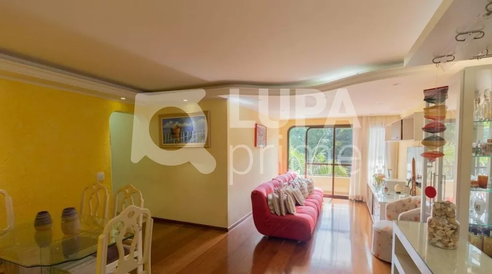 Apartamento à venda com 4 quartos, 153m² - Foto 2