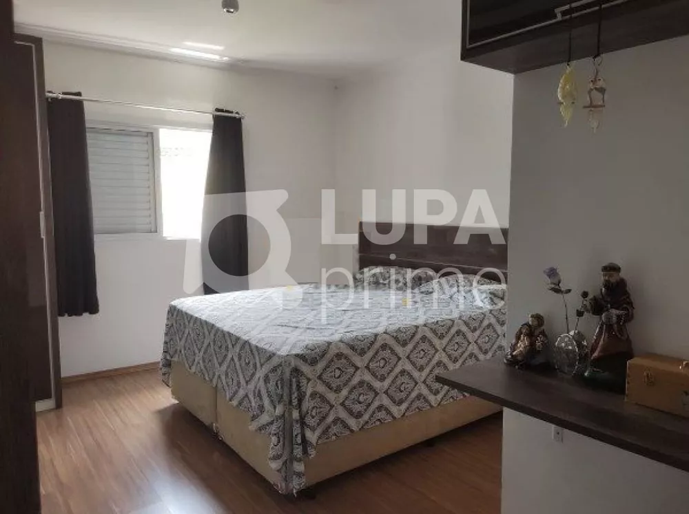 Casa à venda com 3 quartos, 169m² - Foto 8