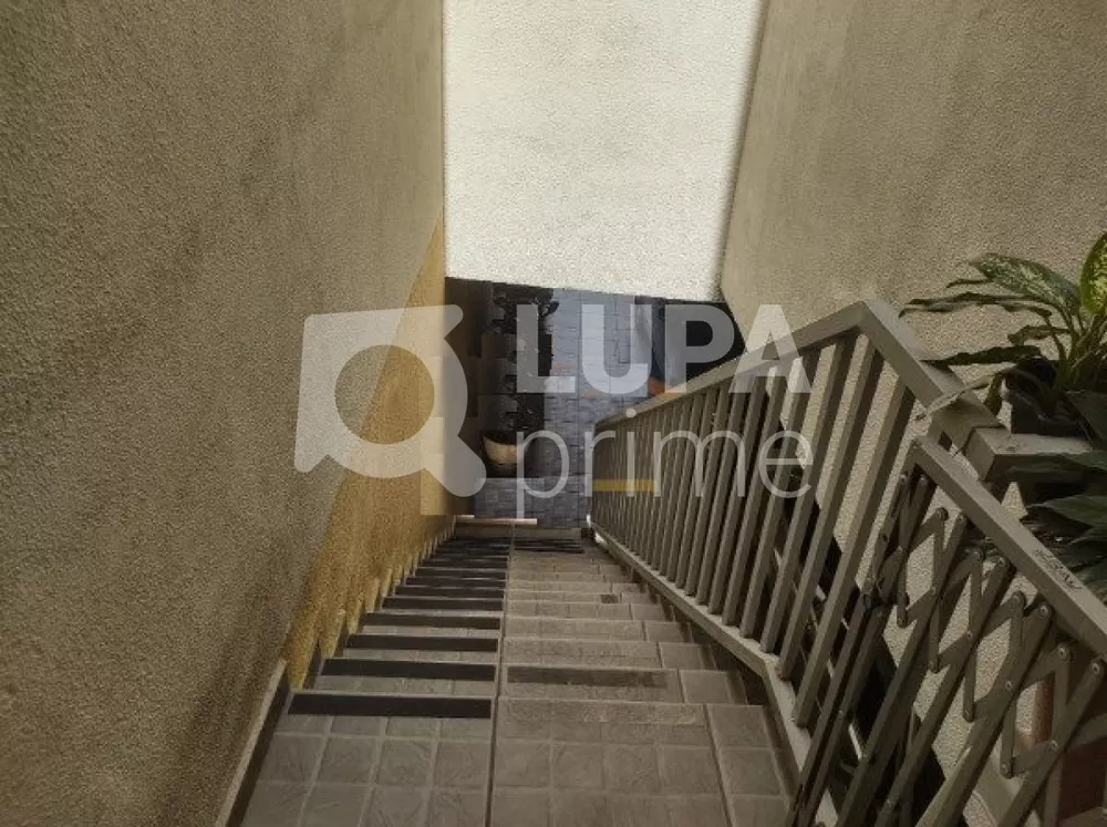 Casa à venda com 3 quartos, 169m² - Foto 3