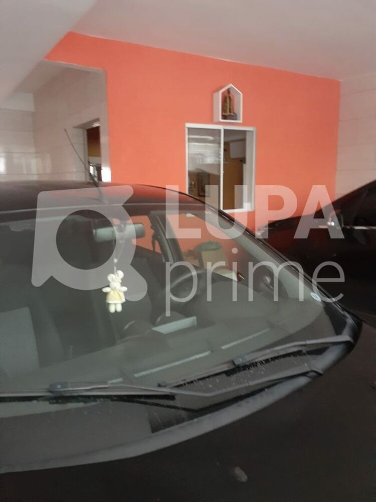 Casa à venda com 3 quartos, 140m² - Foto 2
