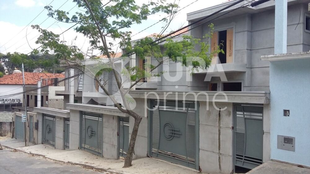 Casa à venda com 3 quartos, 160m² - Foto 1