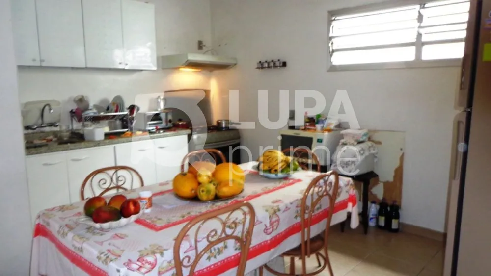 Casa, 2 quartos, 250 m² - Foto 1