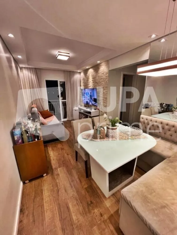 Apartamento à venda com 2 quartos, 62m² - Foto 2