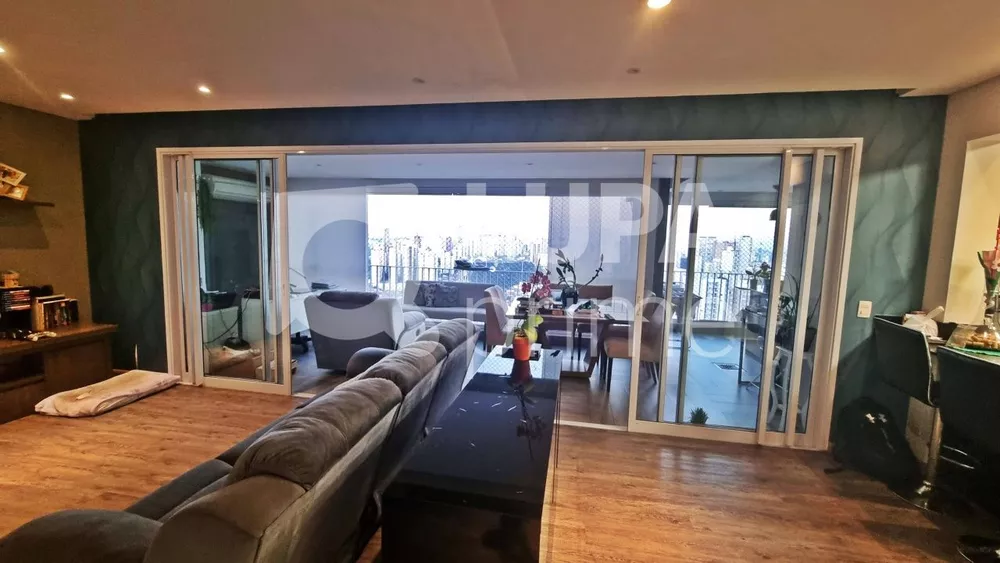 Apartamento à venda com 3 quartos, 133m² - Foto 3