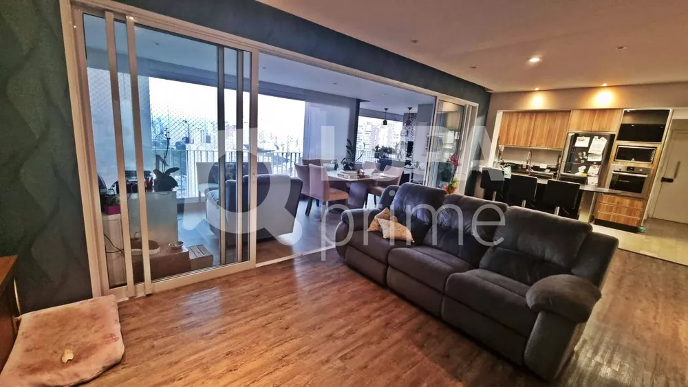 Apartamento à venda com 3 quartos, 133m² - Foto 2