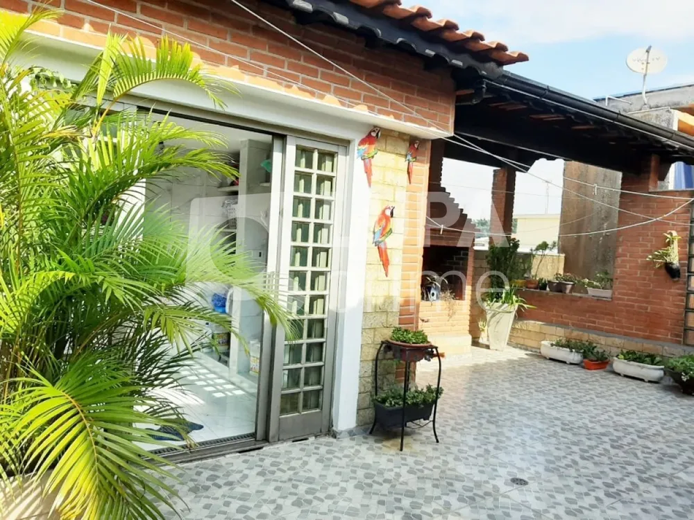 Casa, 5 quartos, 275 m² - Foto 9